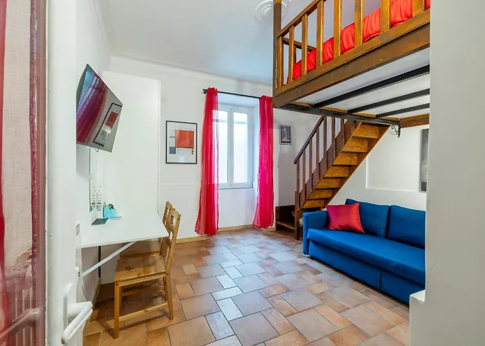 Casa Giovi - With Garden Appartement *